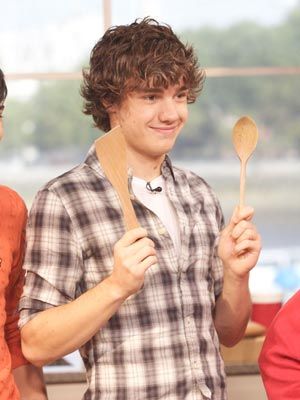 liam_and_the_spoon.jpg